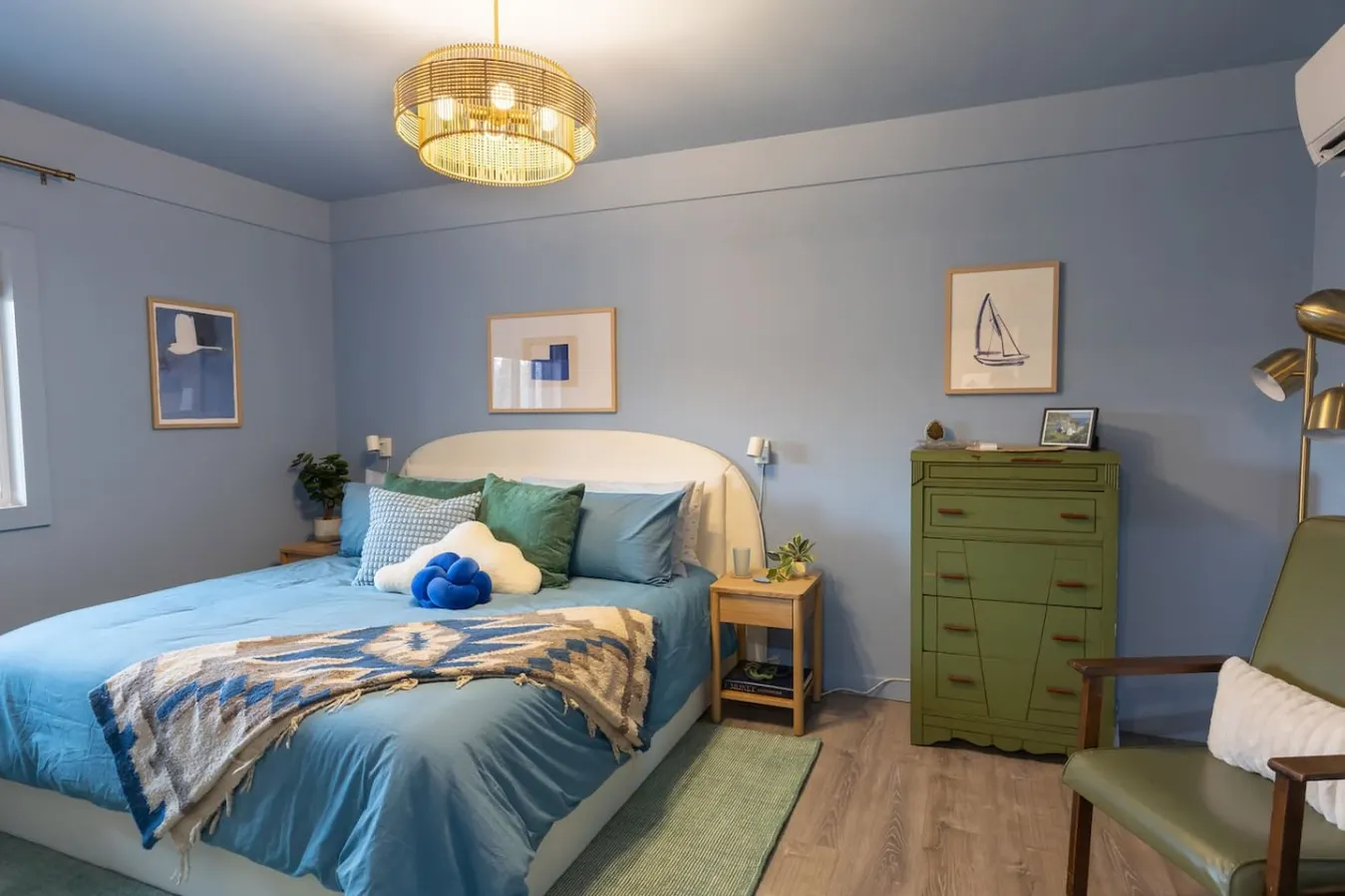 Colorful Private Apartment, photo 1